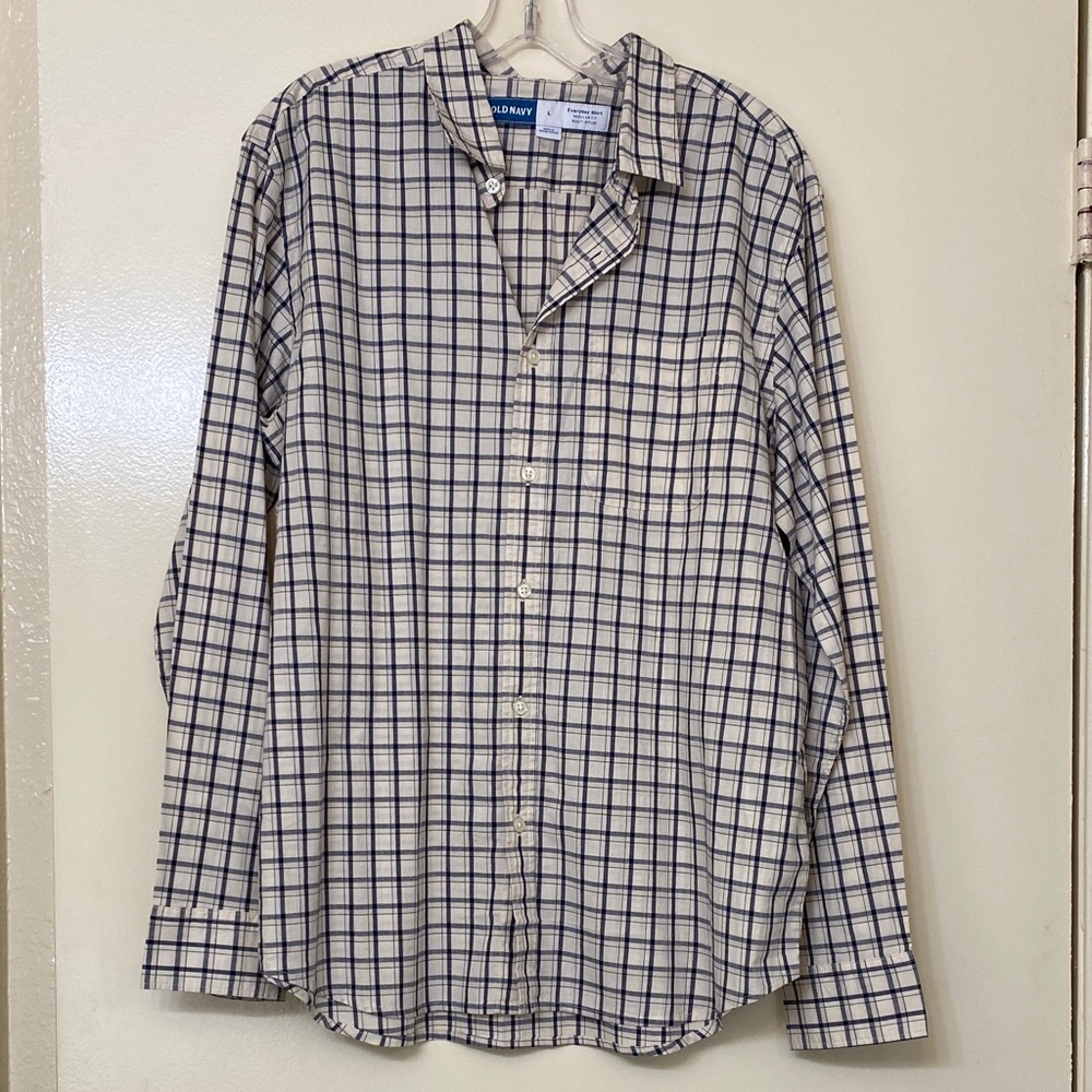 Old Navy Men's Navy and Cream Plaid Shirt
